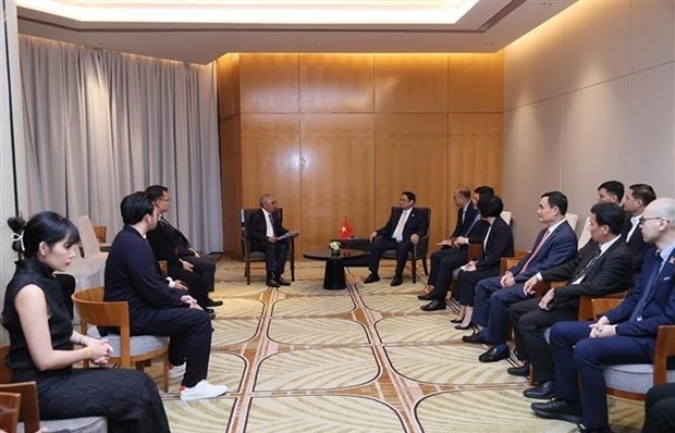 PM receives leaders of major enterprises of Indonesia