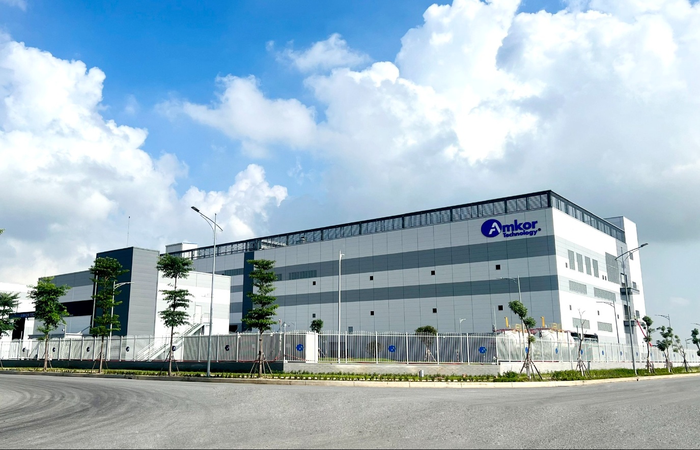 Amkor’s global largest semiconductor plant inaugurated