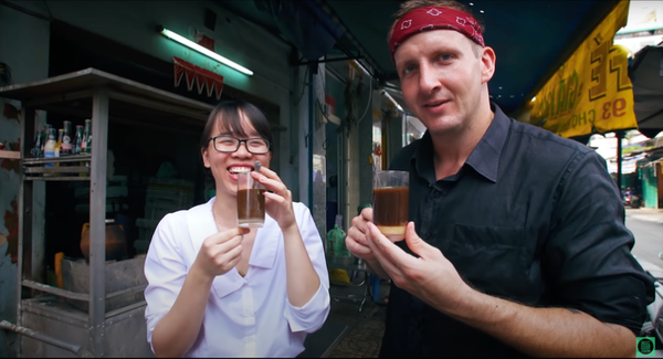 World-class YouTuber adores Vietnamese coffee