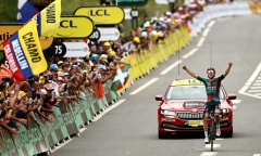 Cua-rơ Australia lần đầu thắng chặng, chiếm Áo Vàng Tour de France