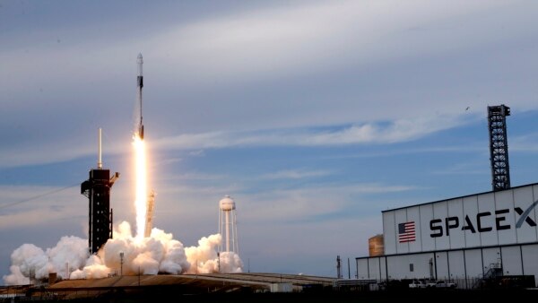 Hoa Kỳ kiện SpaceX vì phân biệt đối xử với người tị nạn, người xin tị nạn