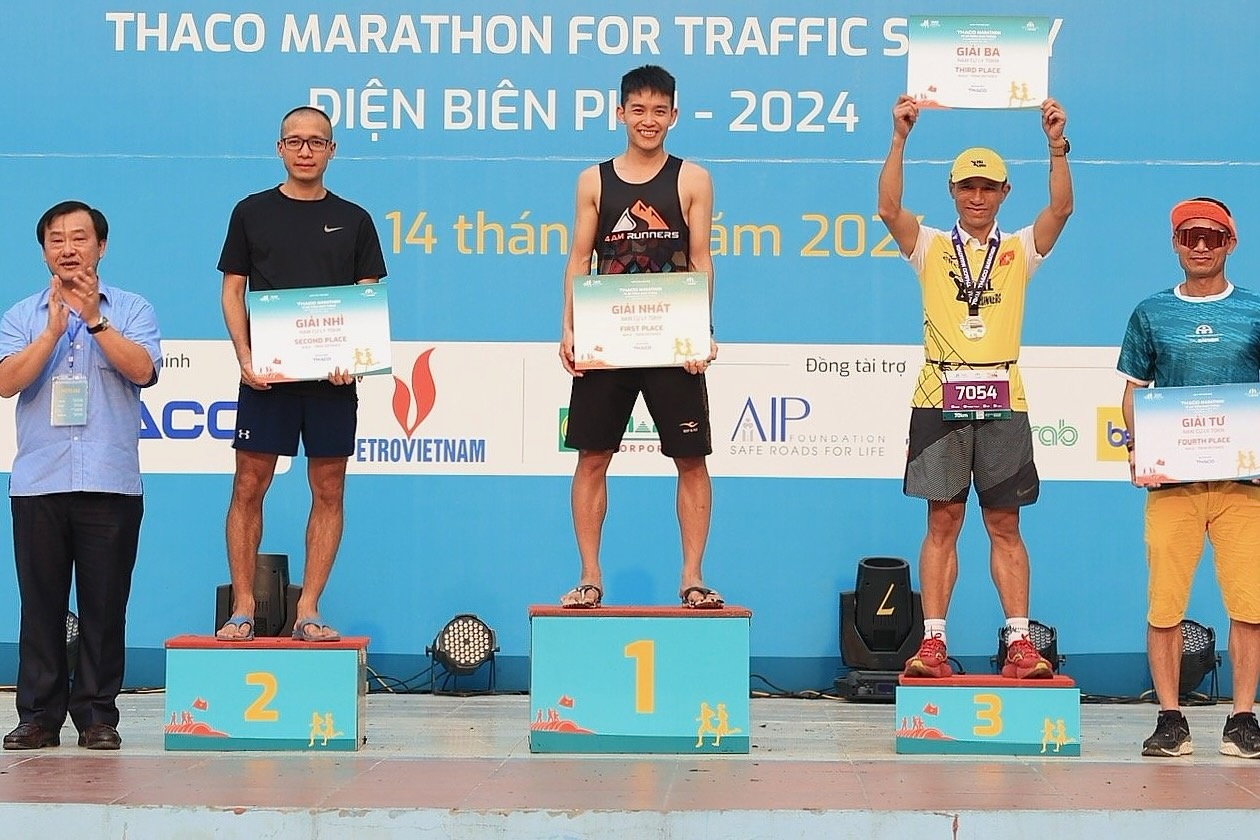 Bế mạc giải marathon Điện Biên Phủ