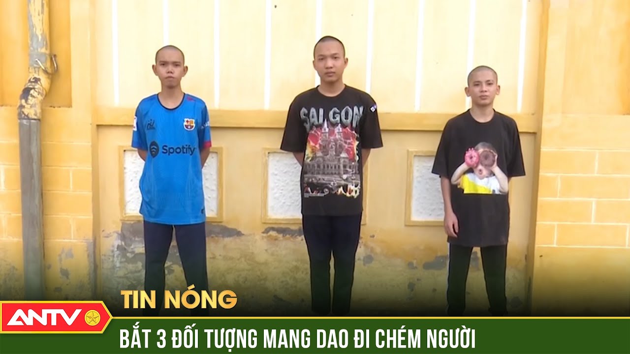 Mâu thuẫn cá nhân, 3 đối tượng vác dao chém trọng người phụ nữ trong quán ăn | ANTV