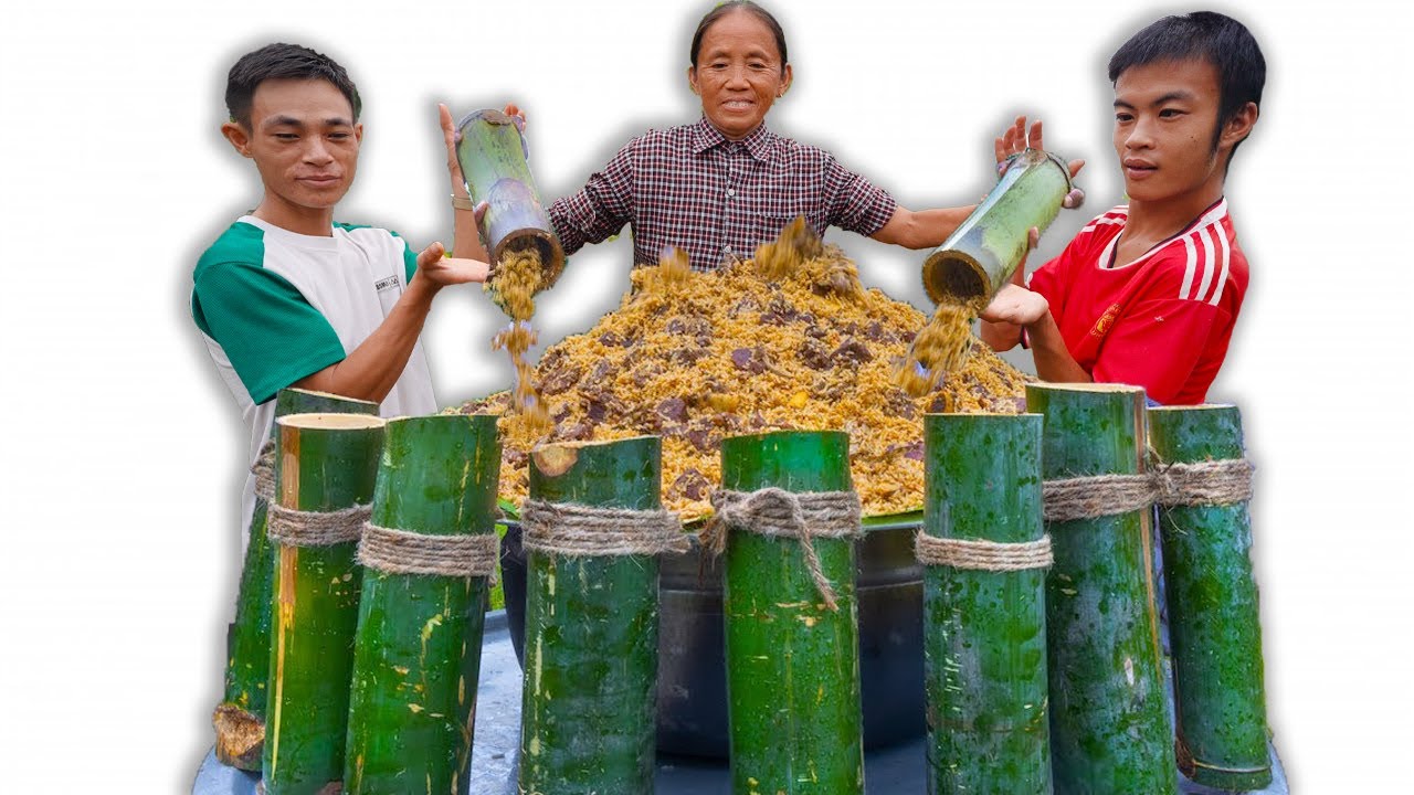 Bà Tân Vlog - Lần Đầu Nấu Cơm Thịt Heo Trong Ống Tre Khổng Lồ Đãi Cả Làng