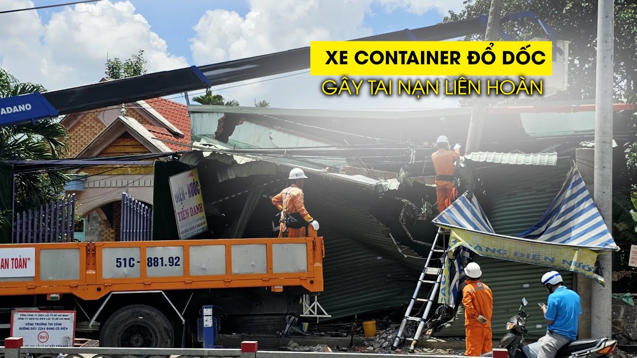 Hú vía xe container đổ dốc gây tai nạn, lao vào cửa hàng bán đồ điện