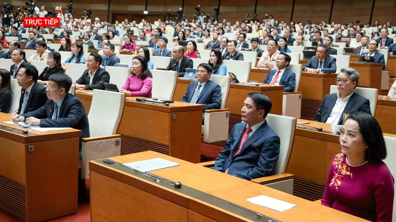 Trực tiếp: Quốc hội thảo luận về dự thảo Luật Trật tự, An toàn giao thông đường bộ