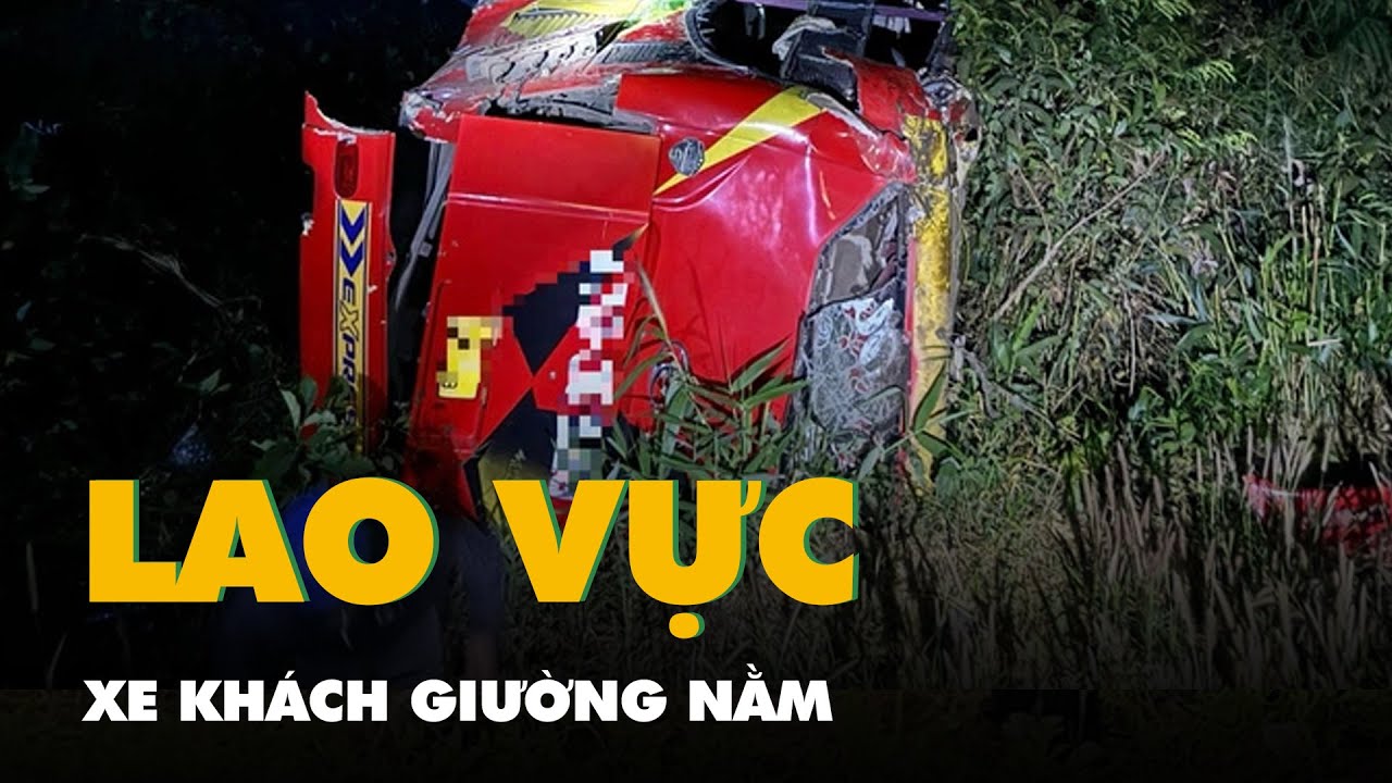 Xe khách giường nằm lao xuống vực, nhiều người bị thương ở Kon Tum