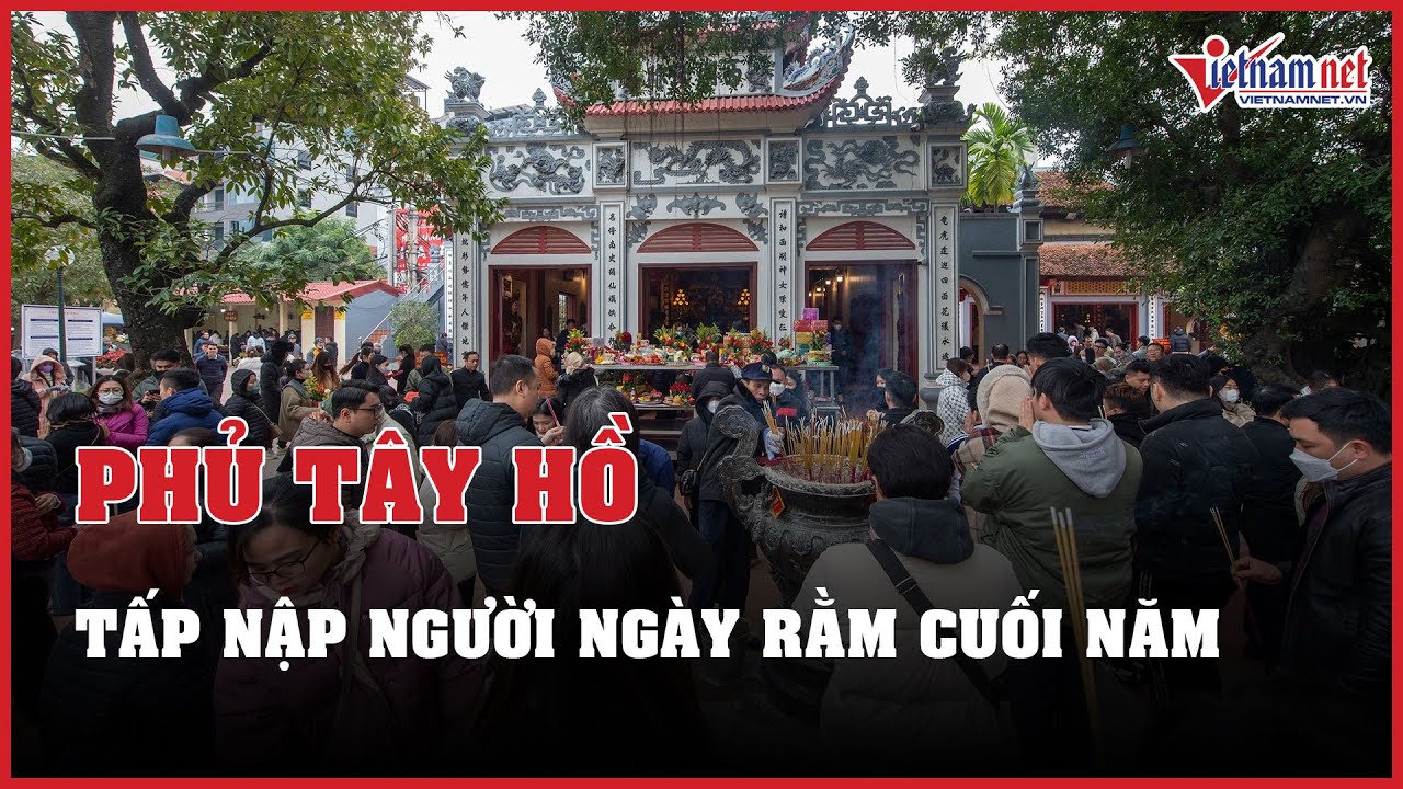 Phủ Tây Hồ tấp nập người đổ về lễ tạ ngày Rằm cuối năm | Báo VietNamNet