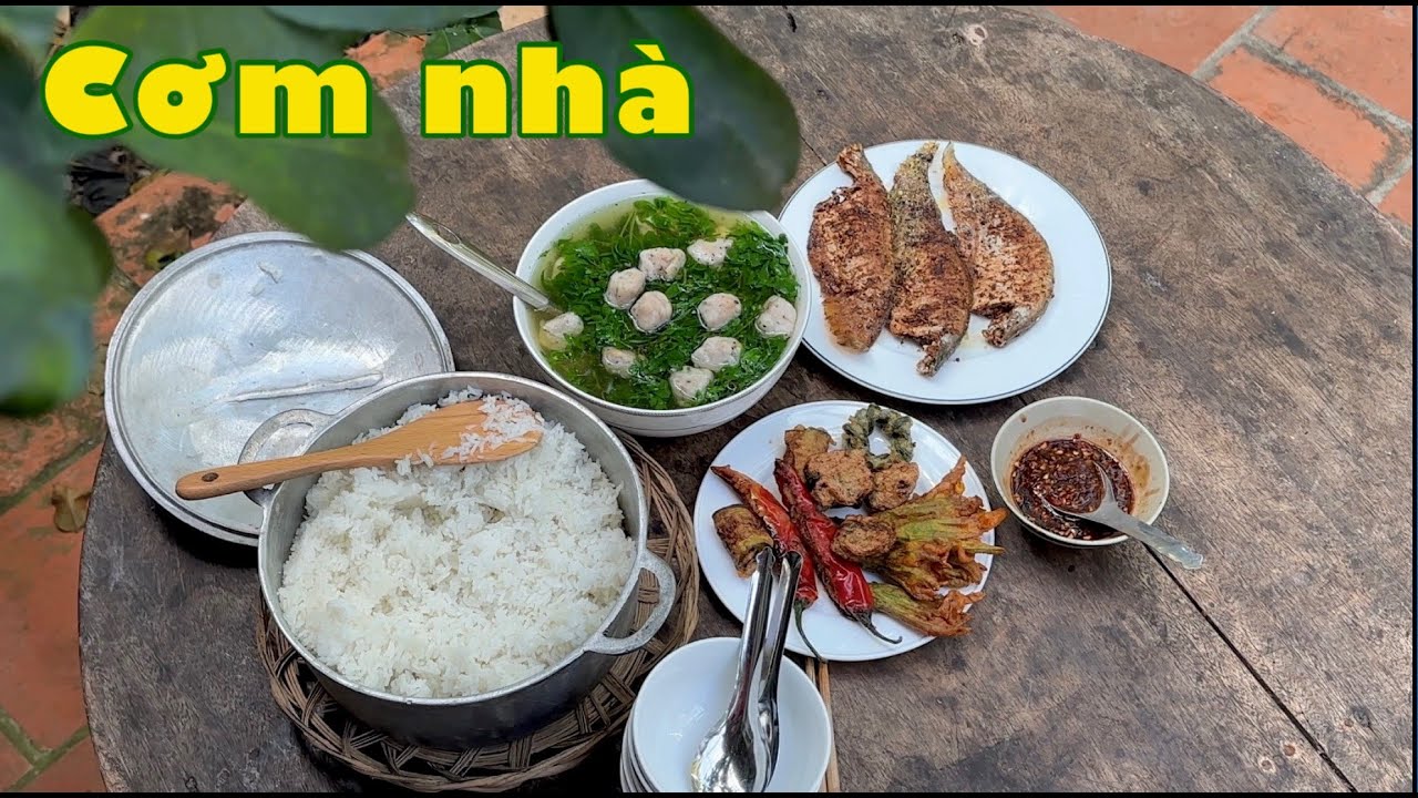 THÁC LÁC CHIÊN SẢ giòn thơm, canh rau thanh mát bữa cơm quê nhà | Đặc sản miền sông nước