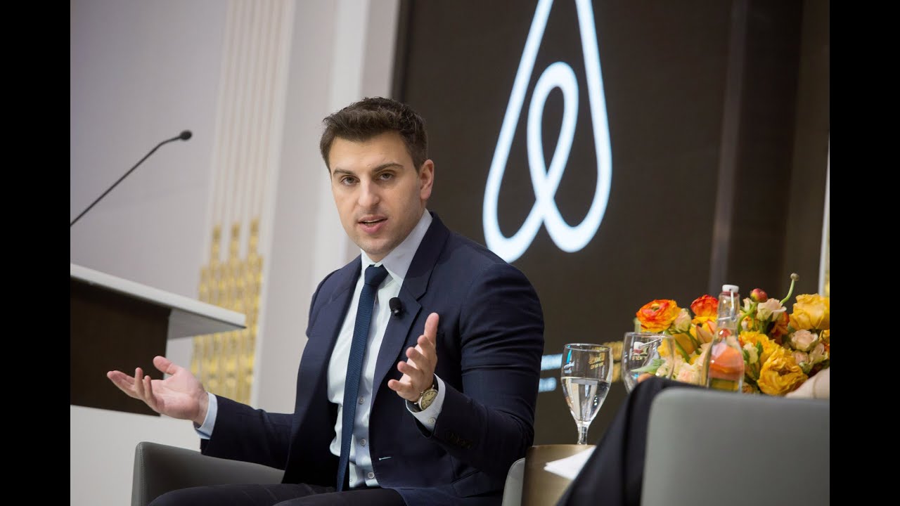 CEO Airbnb và bài học lãnh đạo thấm thía