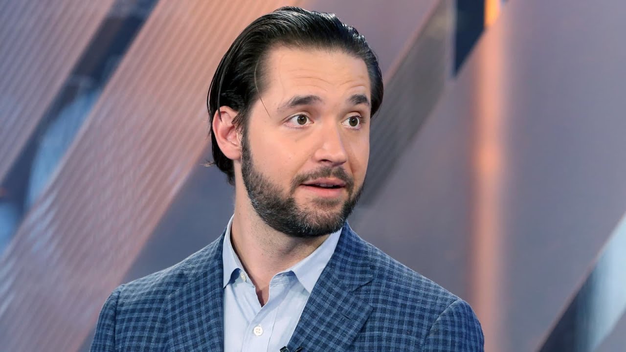 CEO Reddit Alexis Ohanian: Thành công nhờ 'tư duy của người lướt sóng'