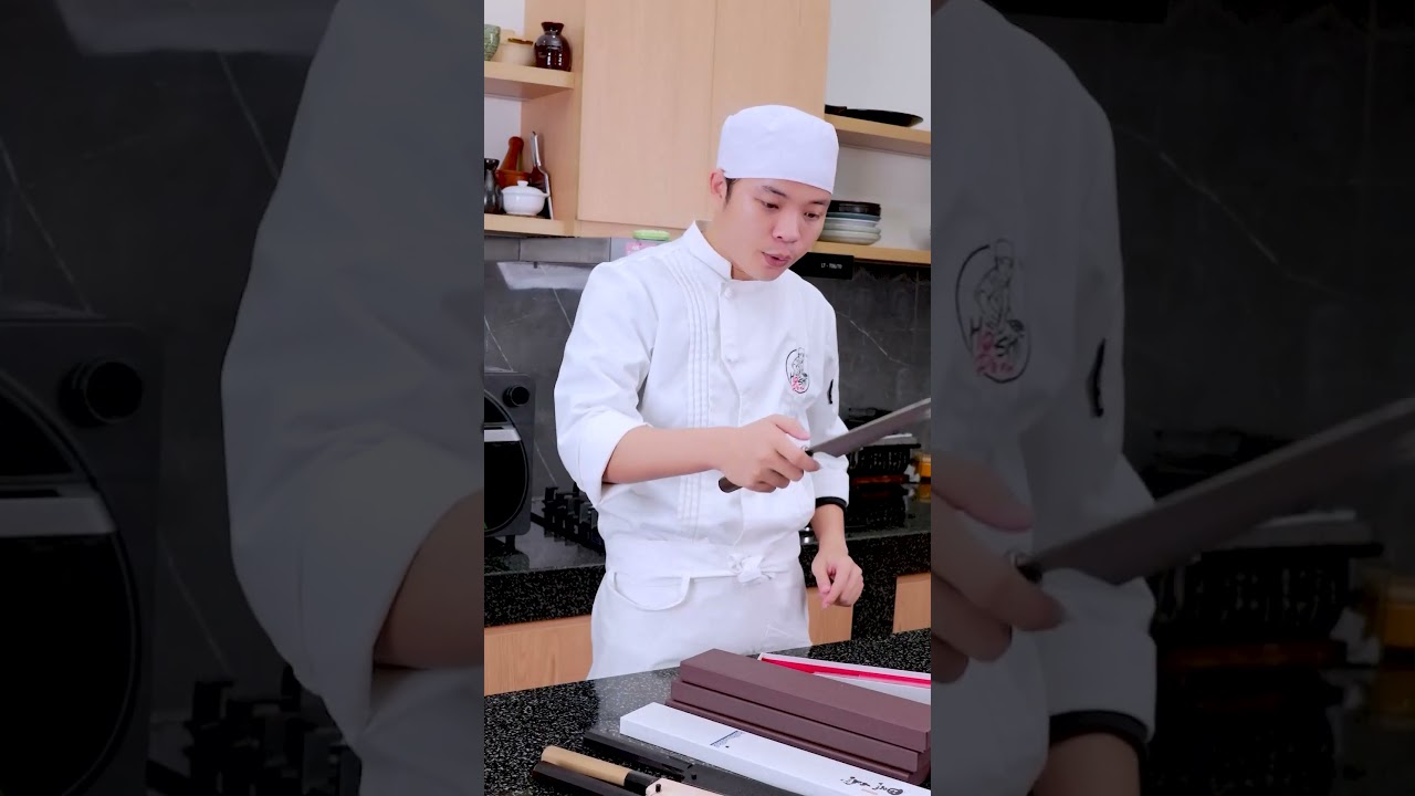 Dòng dao đa năng Gyuto này nhất định phải có trong bếp nha | Hoshi Phan #shorts