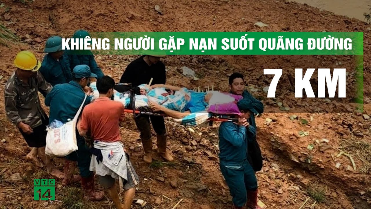 Khiêng người bị thương đi bộ 7km để cấp cứu trong vụ sạt lở ở Bắc Hà | VTC14