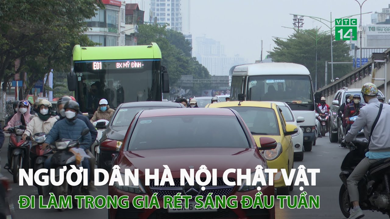 Người dân Hà Nội chật vật đi làm trong giá rét sáng đầu tuần | VTC14