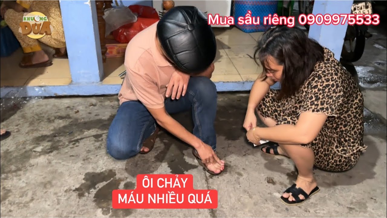 Khương Dừa lo “thả thính” em gái bán sầu riêng đạp trúng trái sầu riêng xém đi “cấp cứu”???