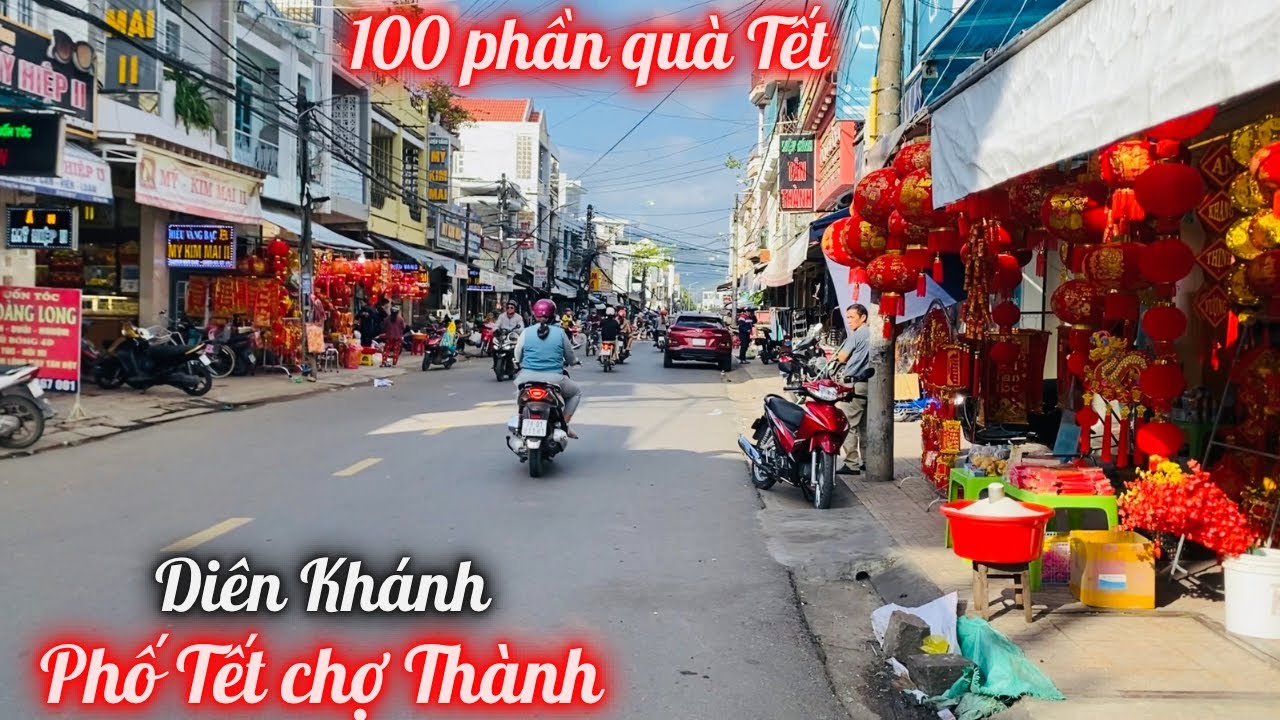 Cập Nhật Phố Tết Diên Khánh Chợ Thành. Chiều Nhộn Nhịp Đông Vui Và 100 Phần Quà Tết Yêu Thương