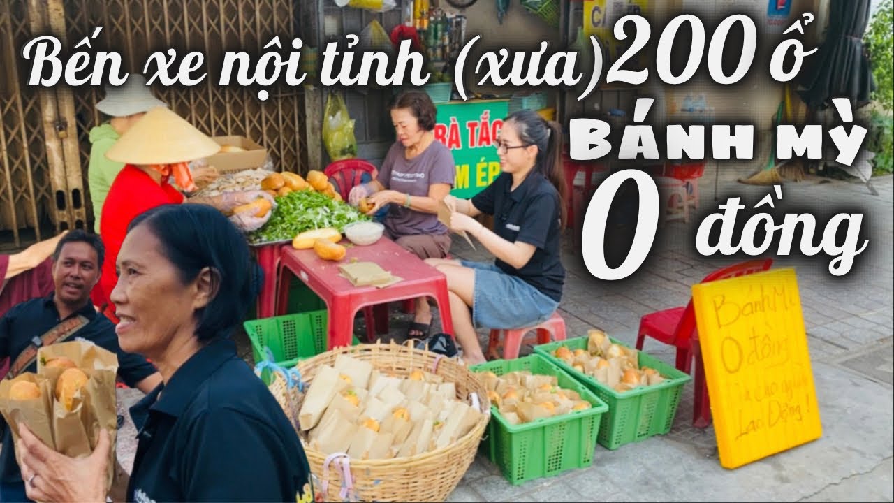 Lần Đầu Đưa Bánh Mỳ 0 Đồng Về Bến Xe Cũ Sinh Trung Nha Trang. Niềm Vui Chia Sẻ Đến Người Lao Động