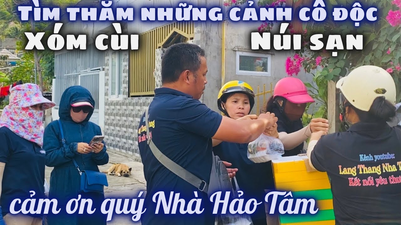 Tìm Thăm Những Cảnh Cô Độc Ở Xóm Cùi Núi Sạn. Cô Giấu Tên Tặng 4 Xe Lăn Và 100 Phần Cơm Yêu Thương