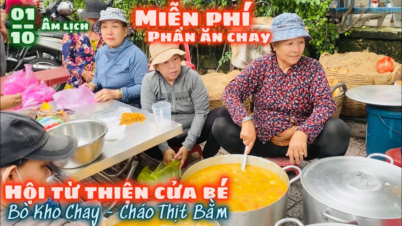 Đến Hẹn Lại Tới! Mùng 1 Âm Lịch Hội Dì 5 Phở Cửa Bé Nấu Gần 1 Ngàn Phần Ăn Chay Miễn Phí Đến Bà Con