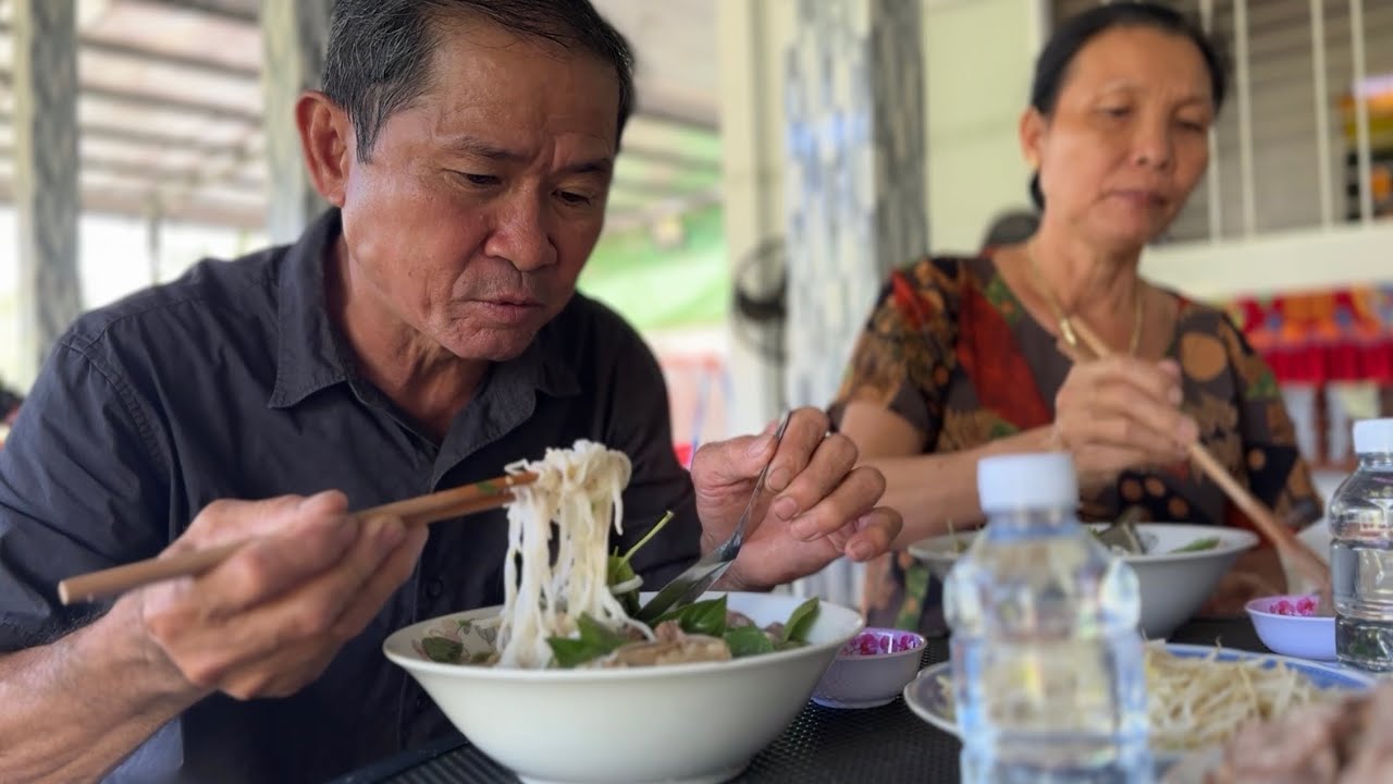 V391. Nấu phở cho gia đình - Thơm ngon thanh đạm