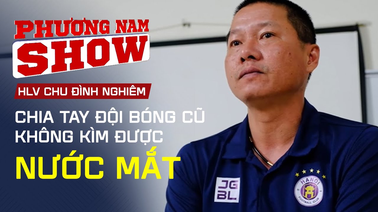 HLV Chu Đình Nghiêm cố nuốt nước mắt, nhưng không kìm được khi phải tạm biệt các học trò tại CLB cũ