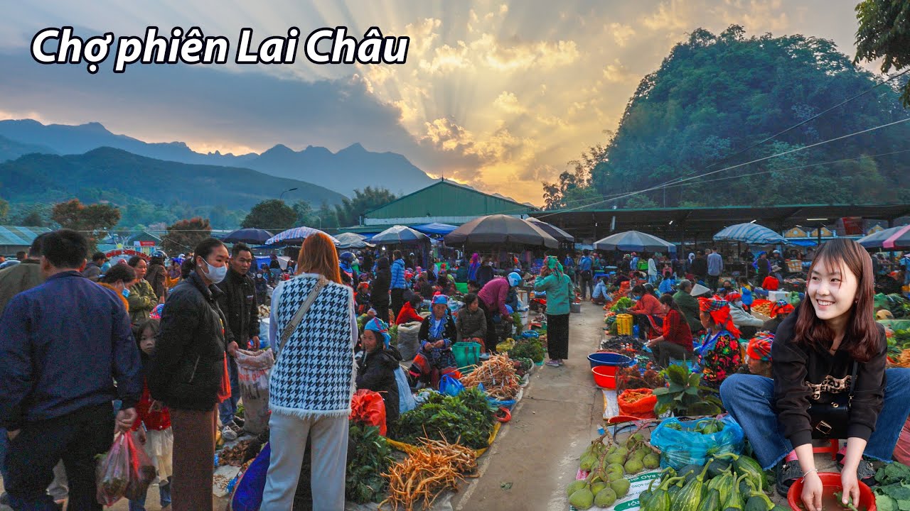 Mới đầu năm chợ phiên ở Lai Châu đã chật kín người - Mật ong vào mùa và tràn ngập dược liệu