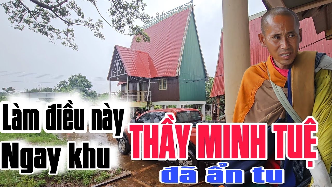 Phát Quà ngay chổ thầy MINH TUỆ ẩn tu lại gặp cảnh này