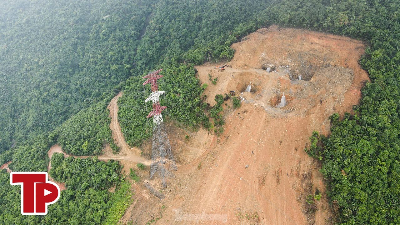 Nguy cơ sạt lở khi thi công đường dây 500kV qua Hà Tĩnh | Tiền Phong TV