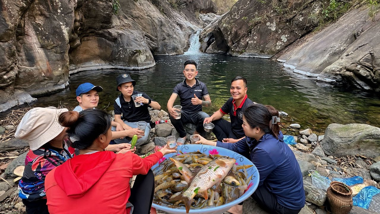 THEO CHÂN SƠN NỮ VÀO TRONG RỪNG GIÀ ĂN GỎI CÁ NHẢY SAY QUÊN LỐI VỀ