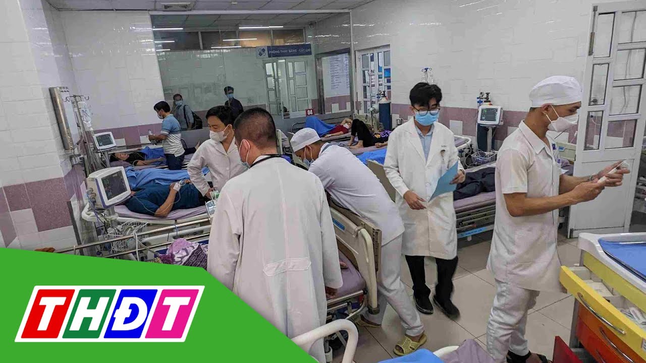 Nhiều người ở Sóc Trăng nhập viện nghi do ăn bánh mì ở tiệm nổi tiếng | THDT