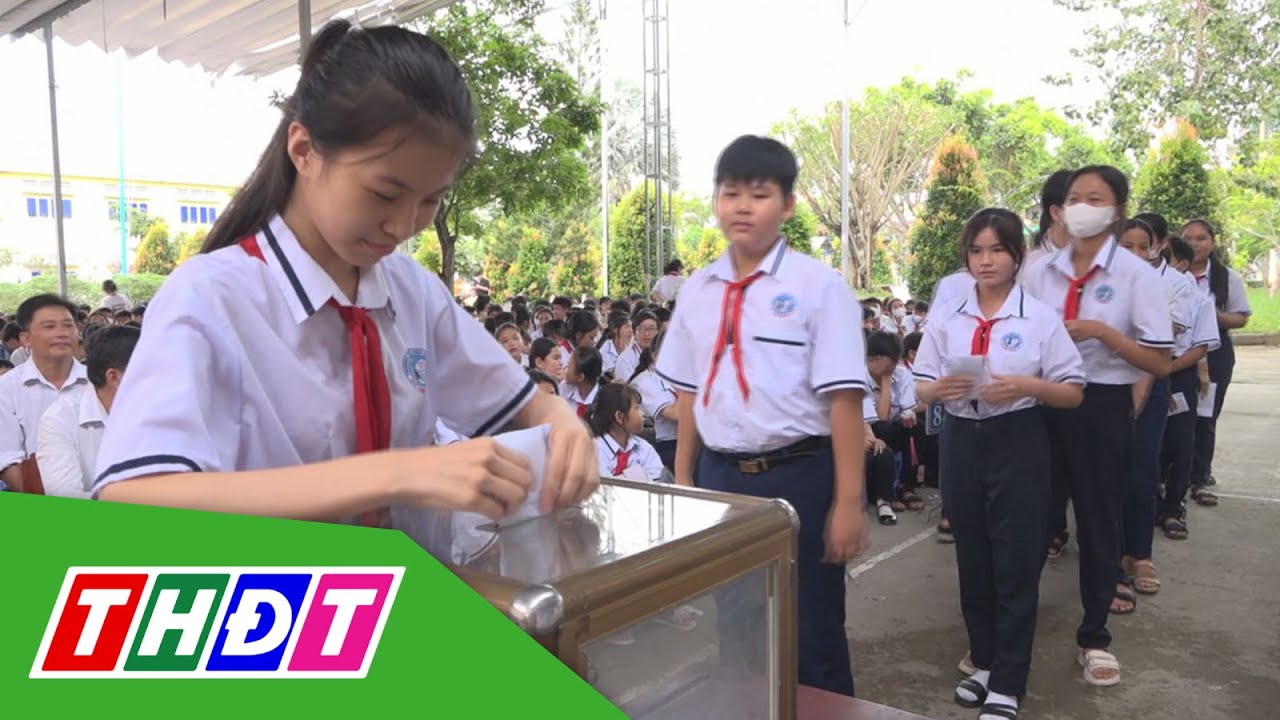 Huyện Lai Vung: Các trường quyên góp ủng hộ đồng bào miền Bắc | THDT