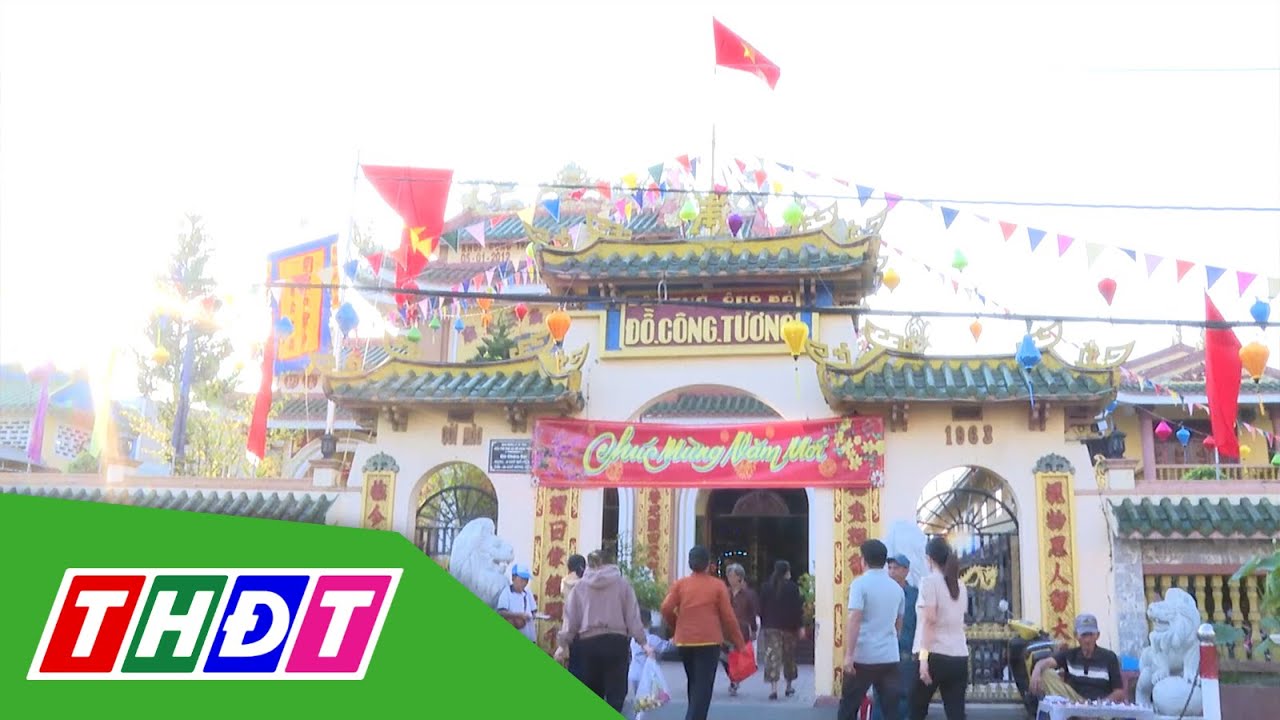 Người dân khắp nơi đến viếng Đền thờ ông, bà Đỗ Công Tường | THDT