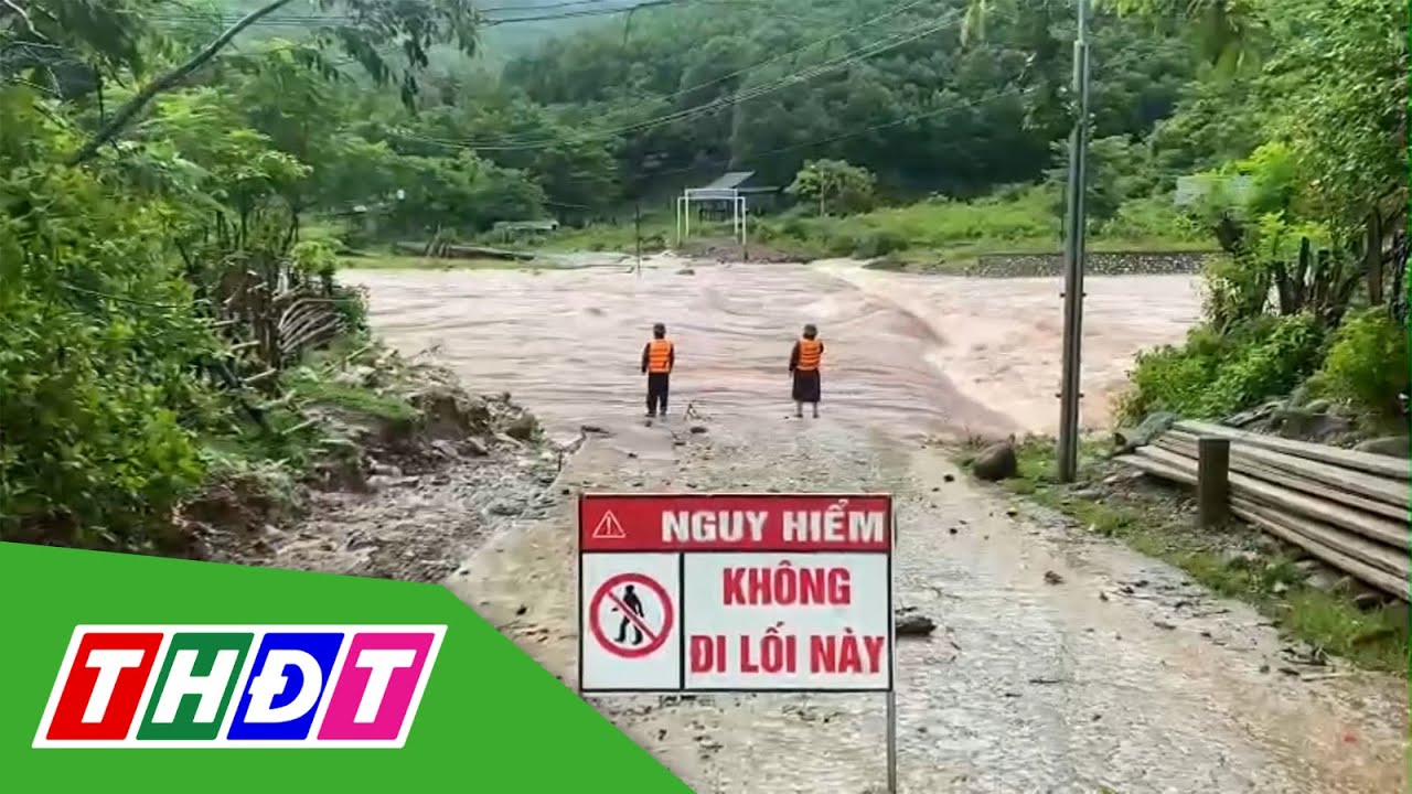 Quảng Bình: Ngập lụt cục bộ, nhiều hộ dân di dời trong đêm | THDT