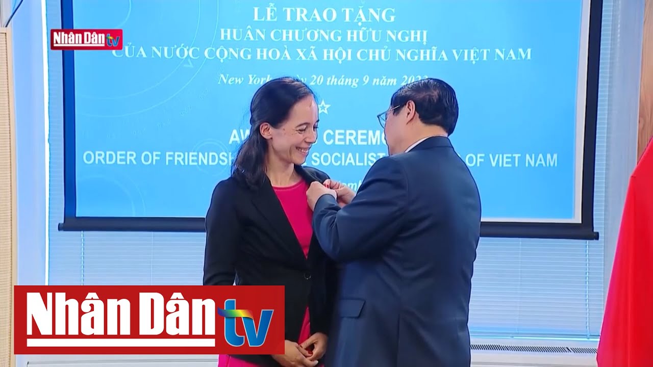 Thủ tướng Phạm Minh Chính trao Huân chương Hữu nghị cho bà Aurélia Nguyễn