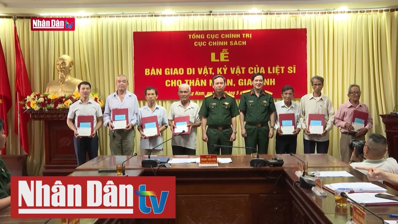 Bàn giao di vật, kỷ vật cho 14 thân nhân, gia đình liệt sĩ tại Quảng Nam