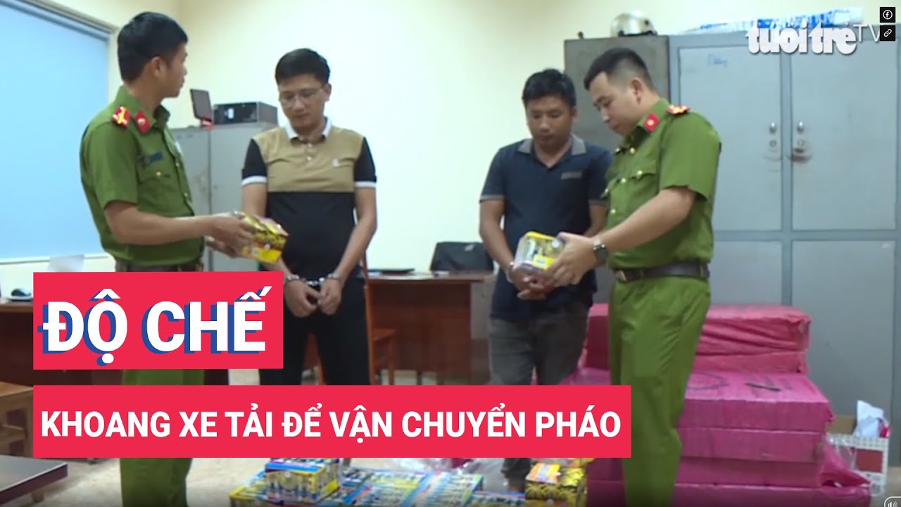 Độ chế hai khoang dưới thùng xe tải để chở hơn 4 tạ pháo đi tiêu thụ