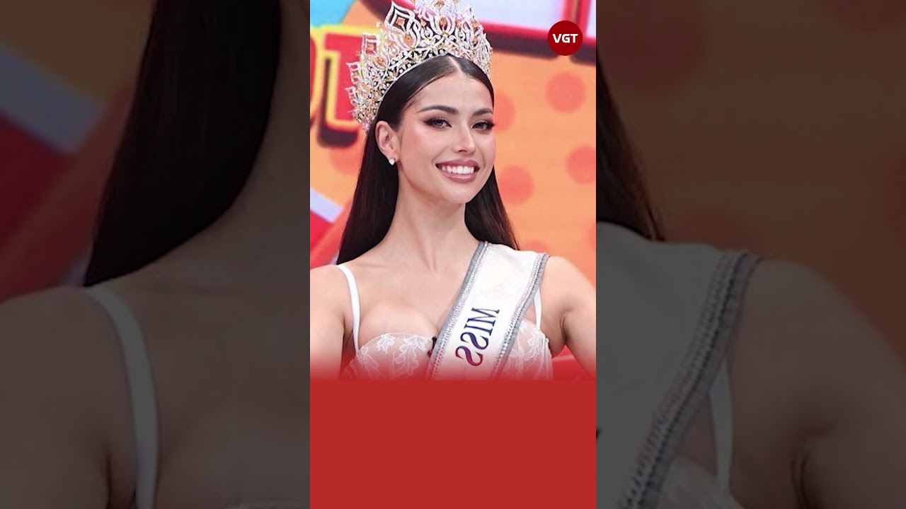 Á hậu 1 Miss Universe "ngồi chung mâm" với Ý Nhi