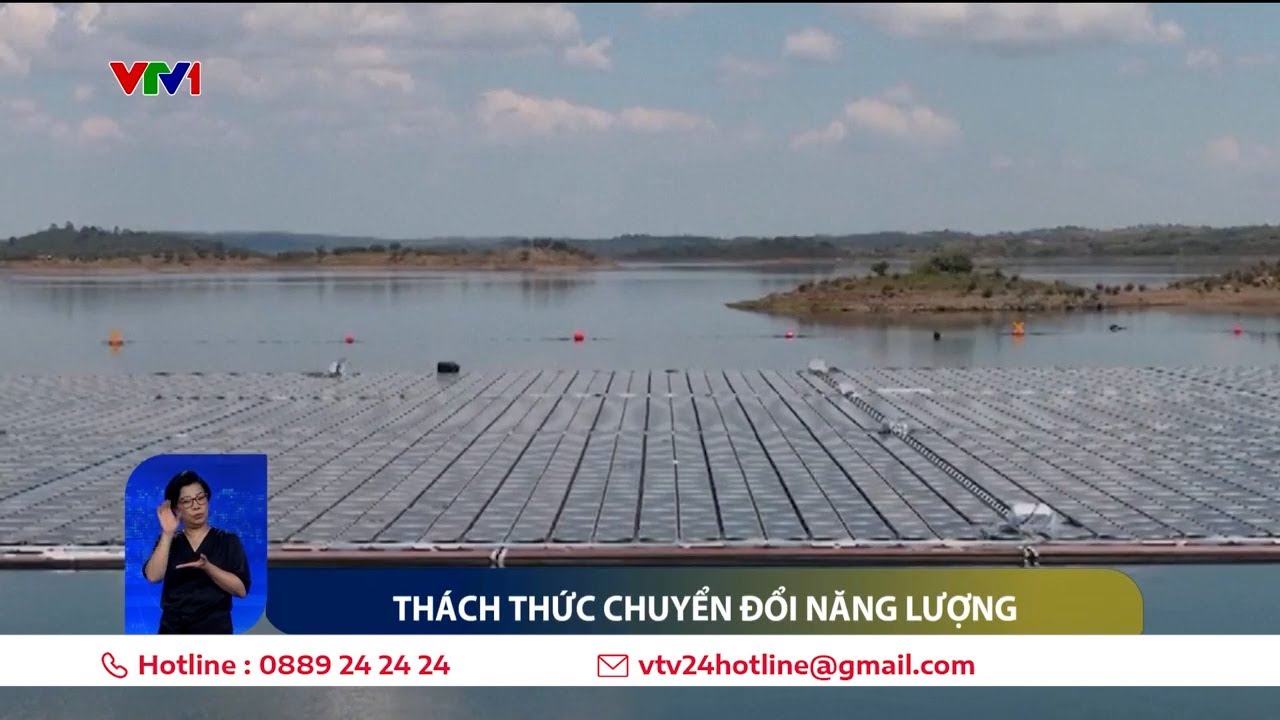 Những thách thức khi chuyển đổi năng lượng tái tạo | VTV24