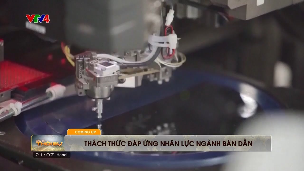 Việt Nam với thách thức đáp ứng nhân lực ngành bán dẫn | VTV24