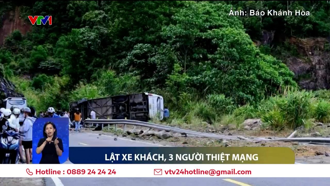 Khánh Hòa: Lật xe khách, 3 du khách Trung Quốc tử vong | VTV24