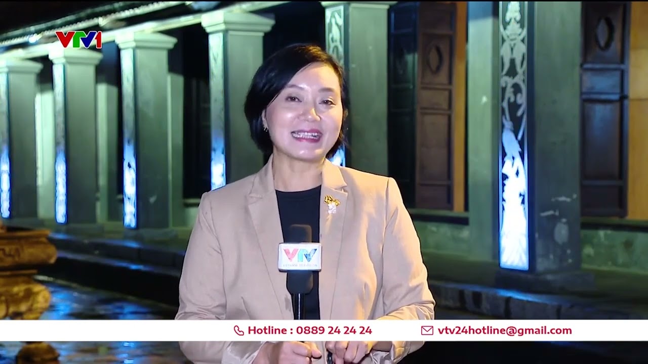 Trải nghiệm tour đêm Văn Miếu - Quốc Tử Giám có gì "hot"? | VTV24