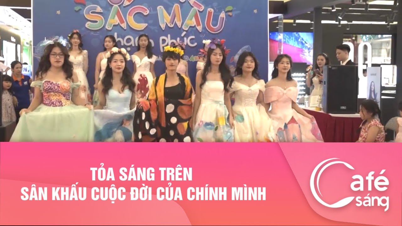 Toả sáng trên sân khấu cuộc đời của chính mình I Cà phê sáng với VTV3