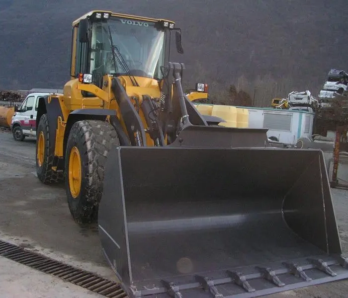 chargeuse Volvo L90F