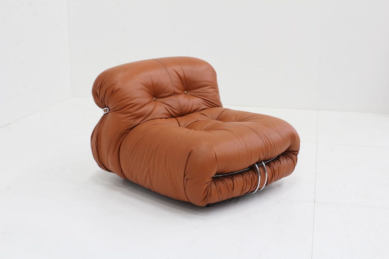 Soriana-Sessel Afra & Tobia Scarpa für Cassina in cognacfarbenem Leder  | € 5,500 | Whoppah