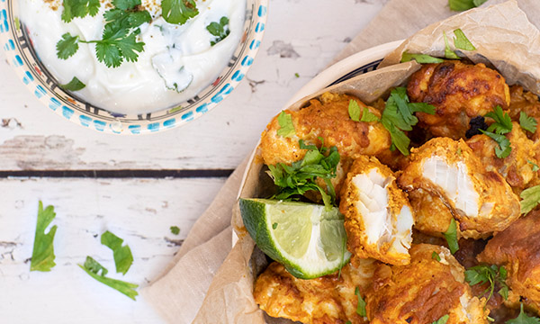 Easy Tandoori Fish Bites with Yogurt Sauce