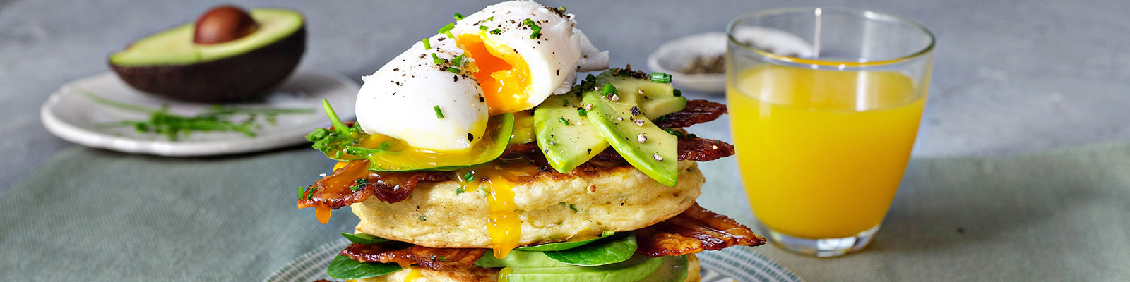 Savoury Egg, Bacon & Avocado Brunch Pancakes 