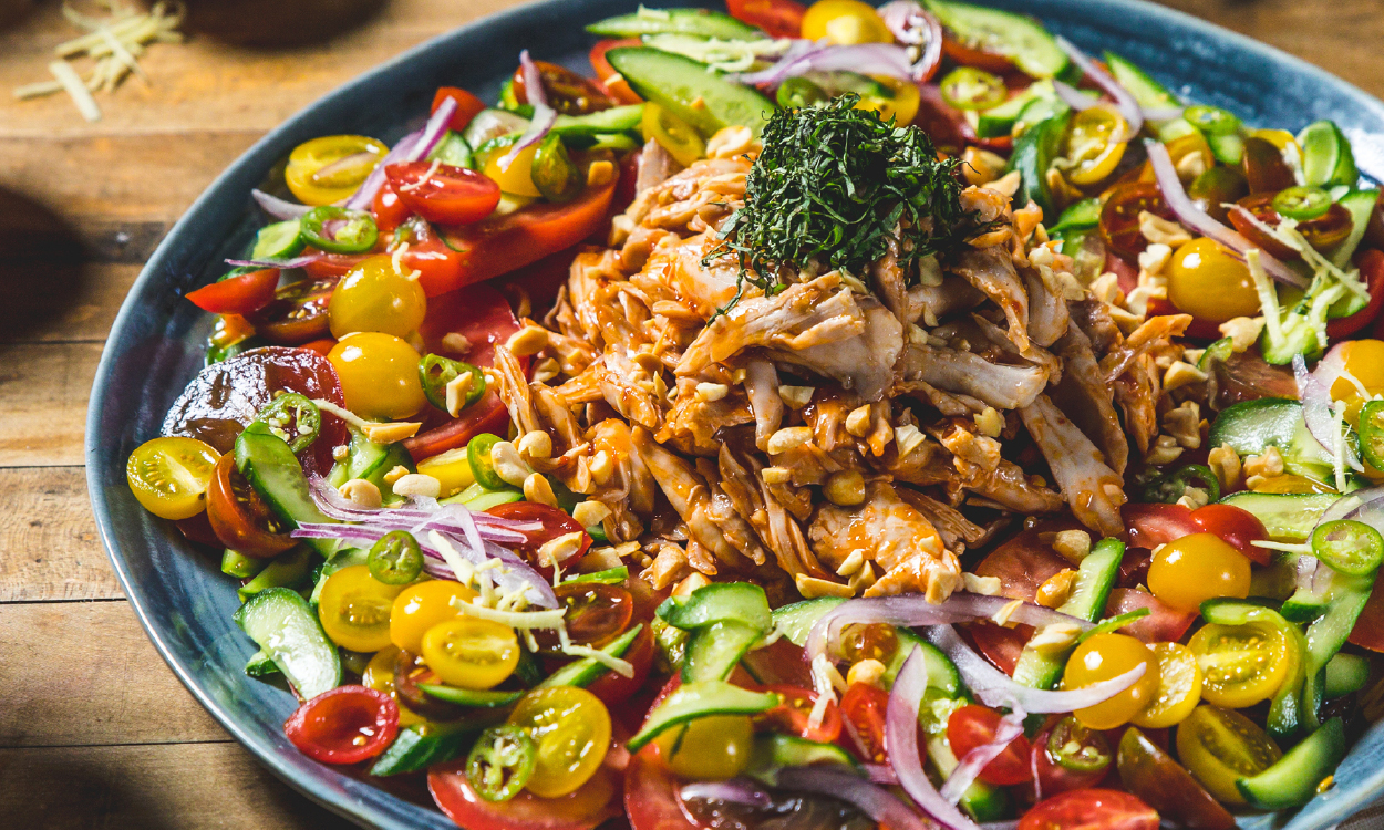 Pulled Chicken & Spicy Tomato Salad