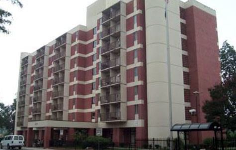 A side view of the Oak Read High Rise apartment building.