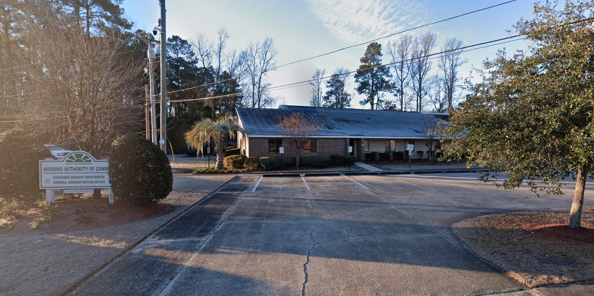 The front view of the Huckabee Heights Community Center.