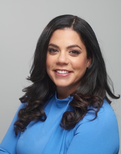Barbara Hernandez headshot.